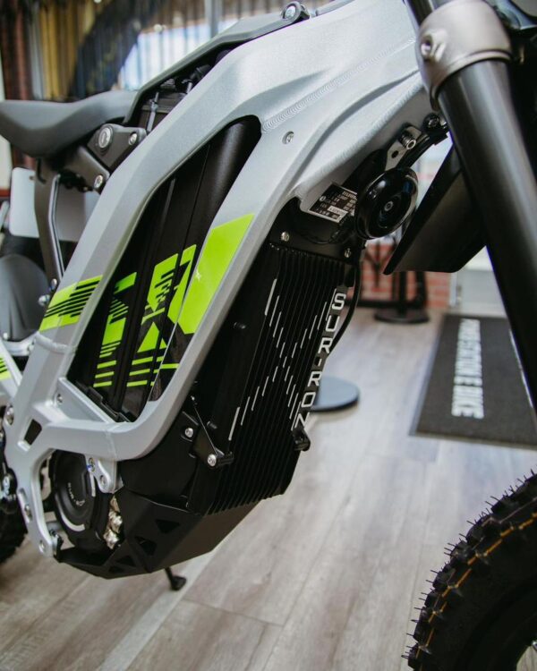 Surron Light Bee X  Speed:80miles/hr 72v - Image 4